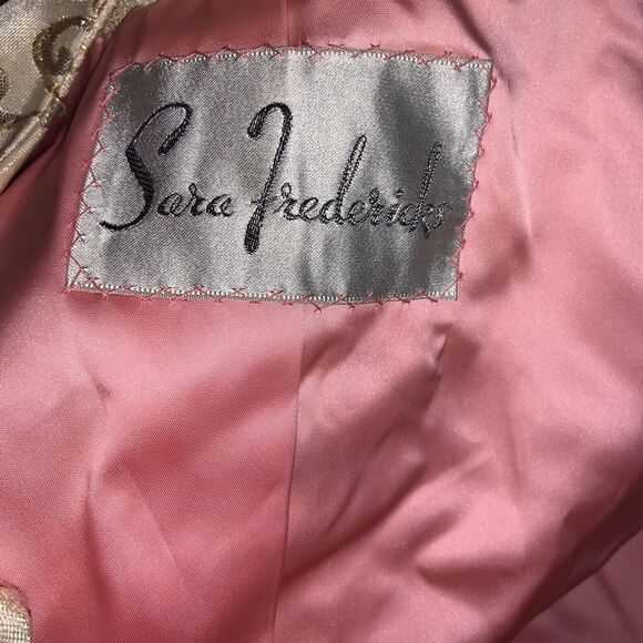 1960s Vintage Sara Fredricks Pink/Ivory 2 Piece Gown & Overcoat, Sz 4/6 *Read - Picture 6 of 12